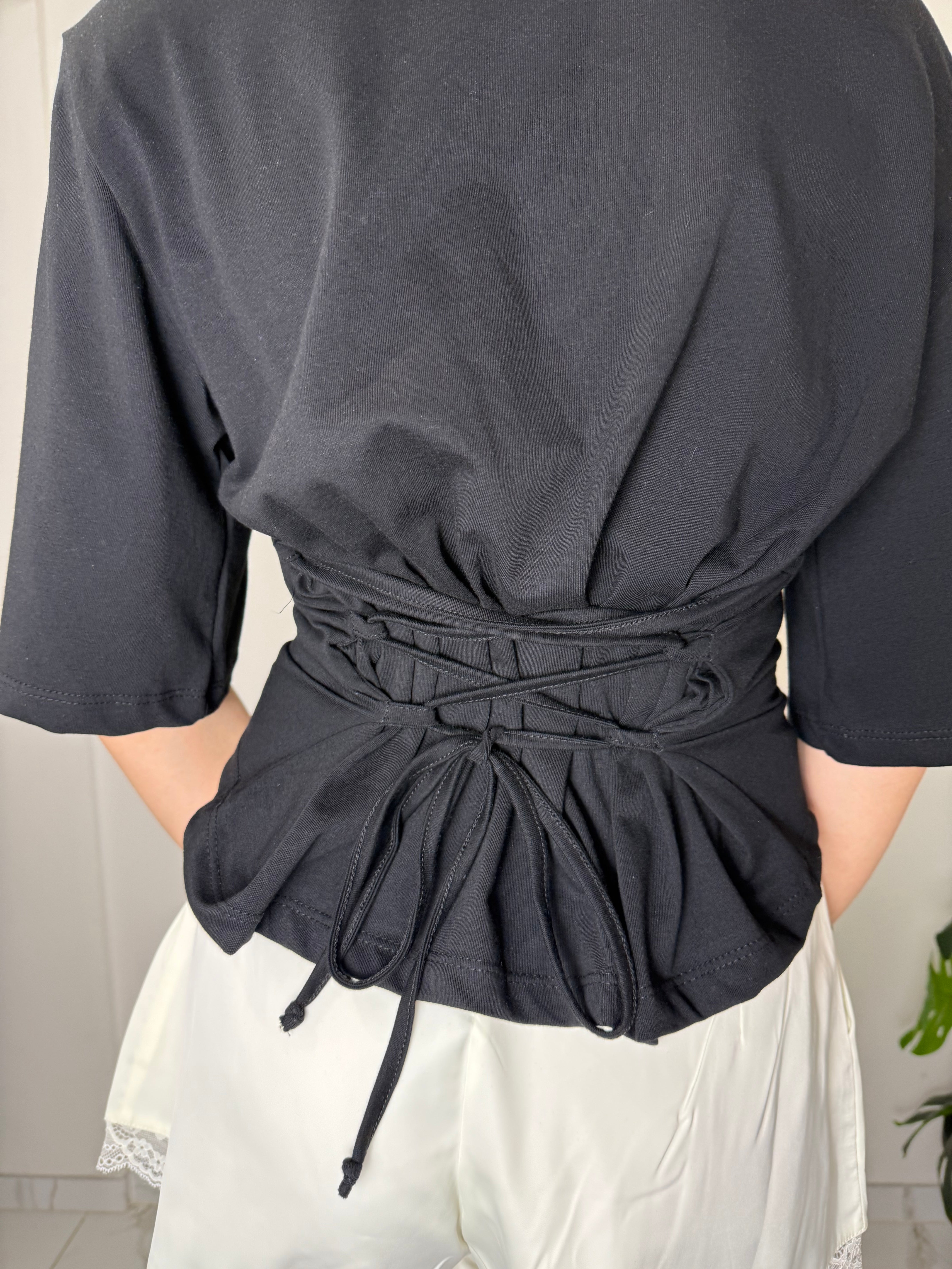 T-shirt Lace Up