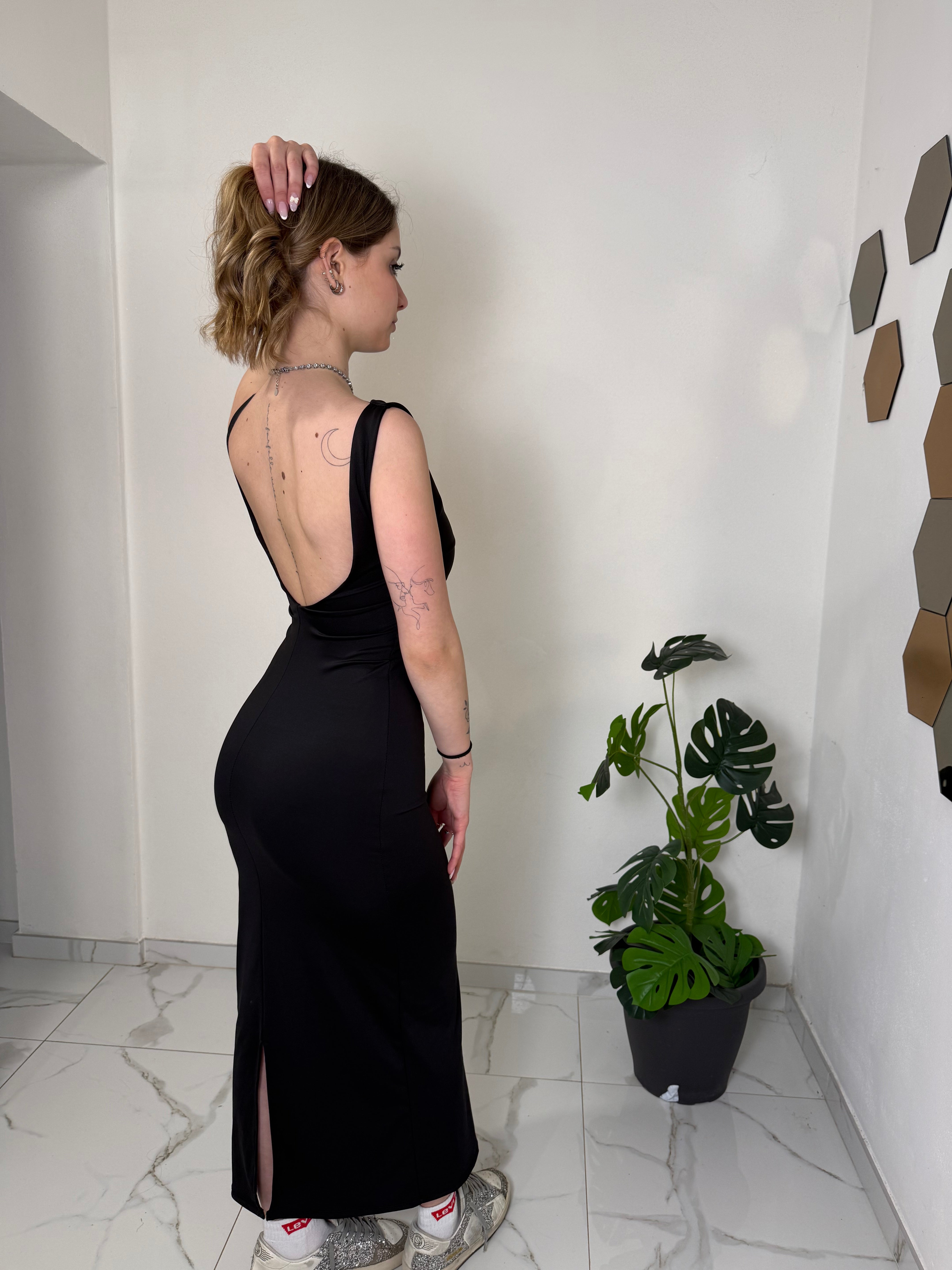 Abito Black Grace (nero, marrone o bianco)