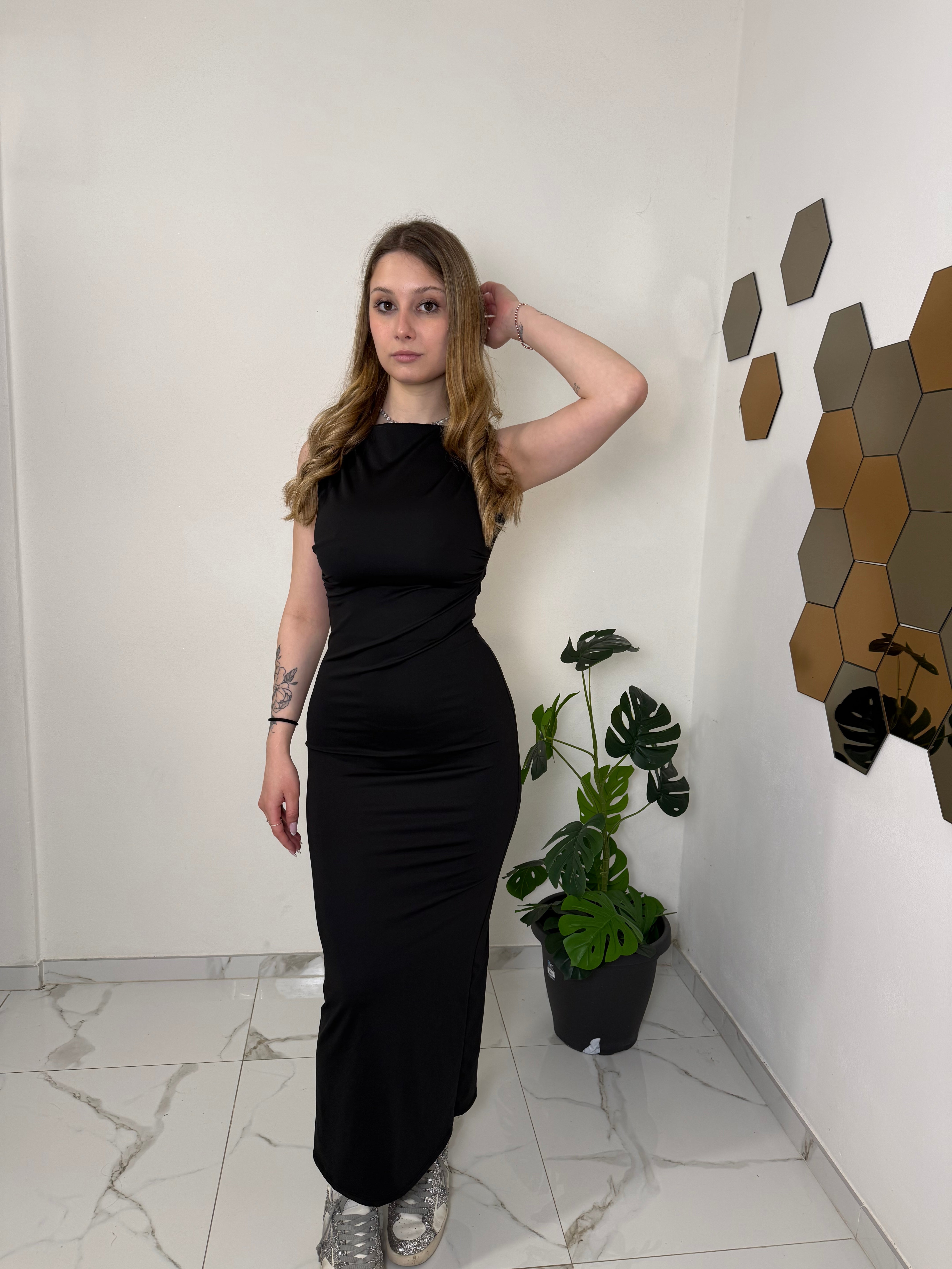 Abito Black Grace (nero, marrone o bianco)