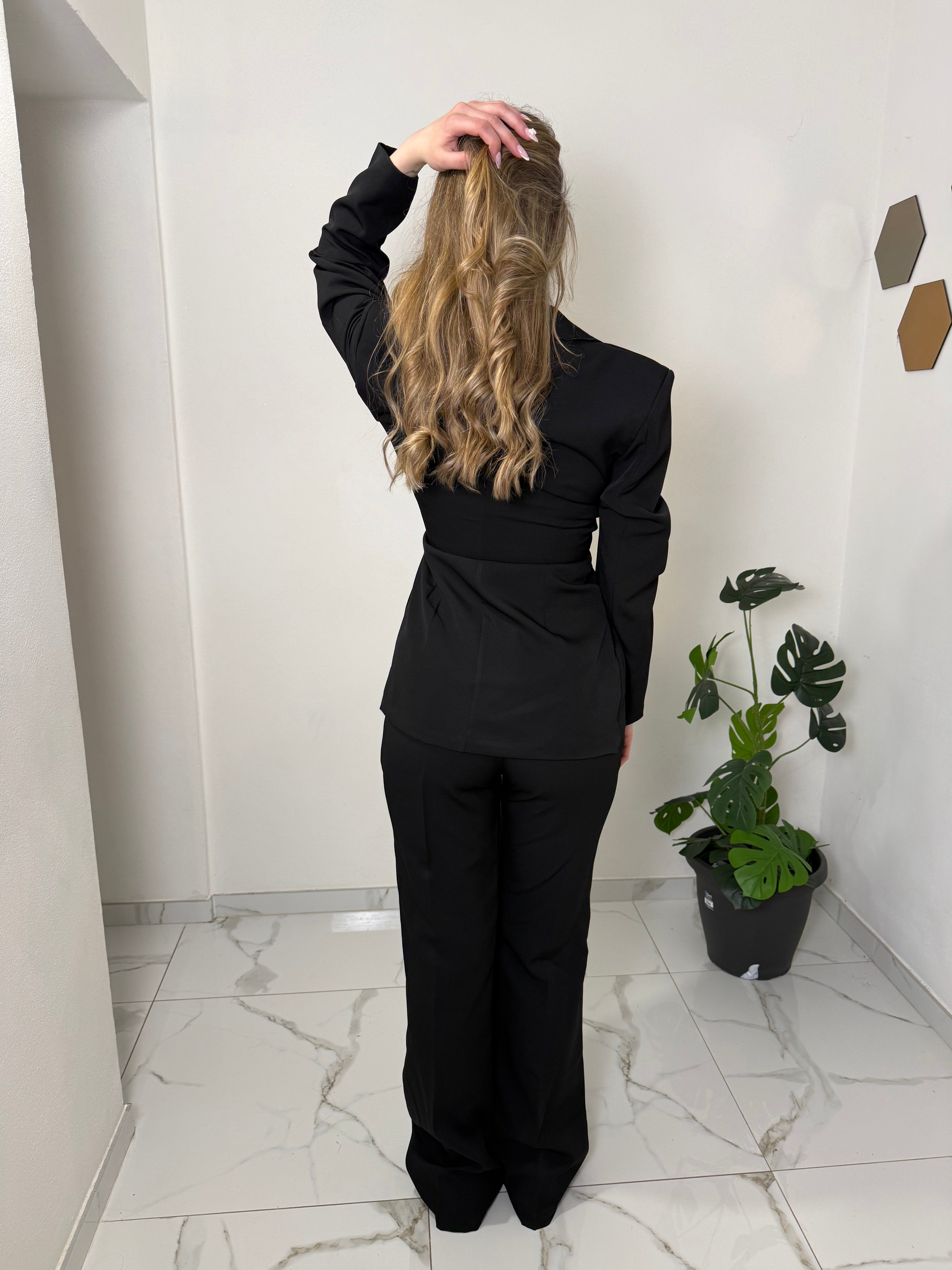 Tailleur Elegant (bianco o nero)