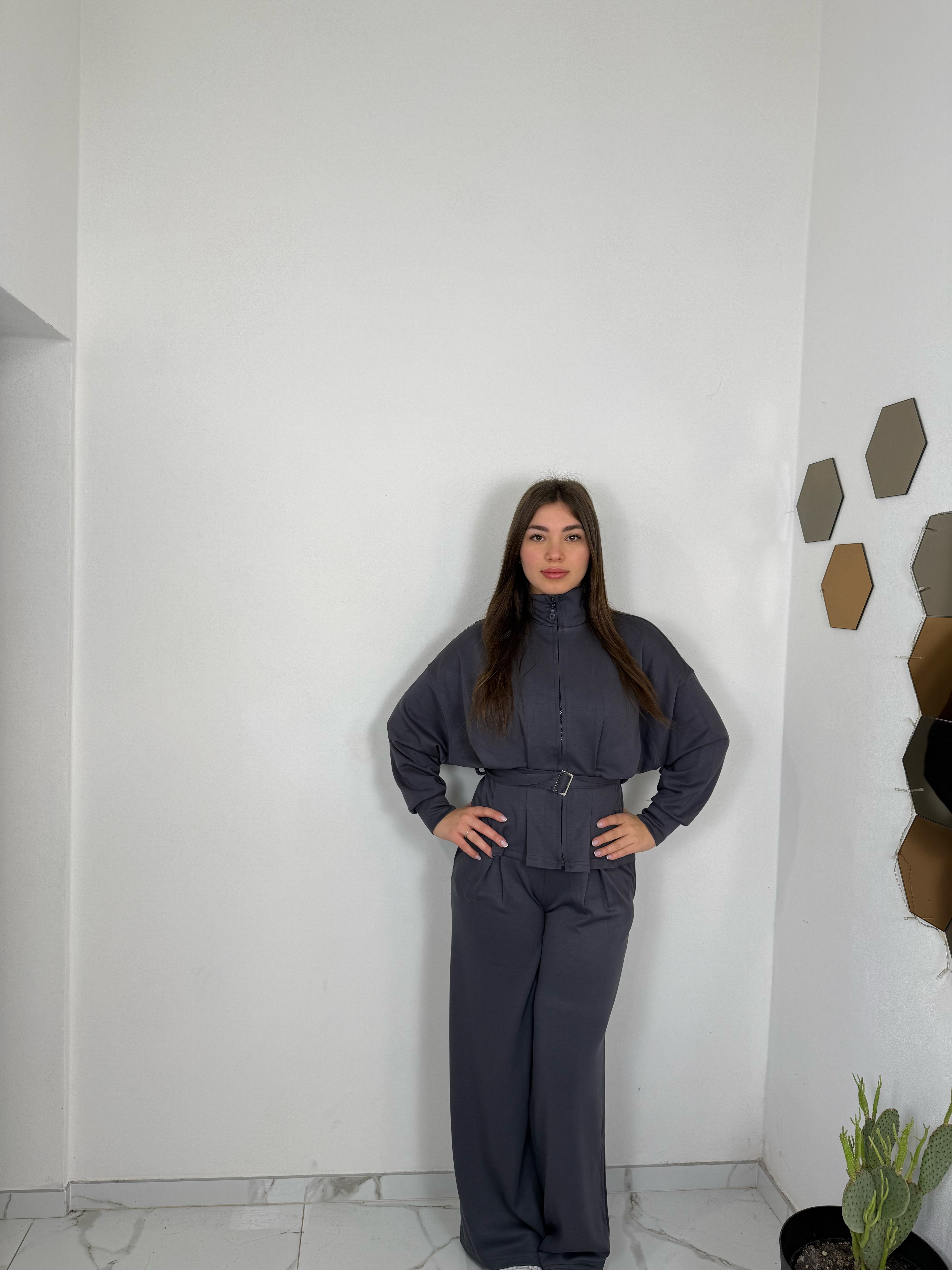 Coordinato “Essenziale” nero