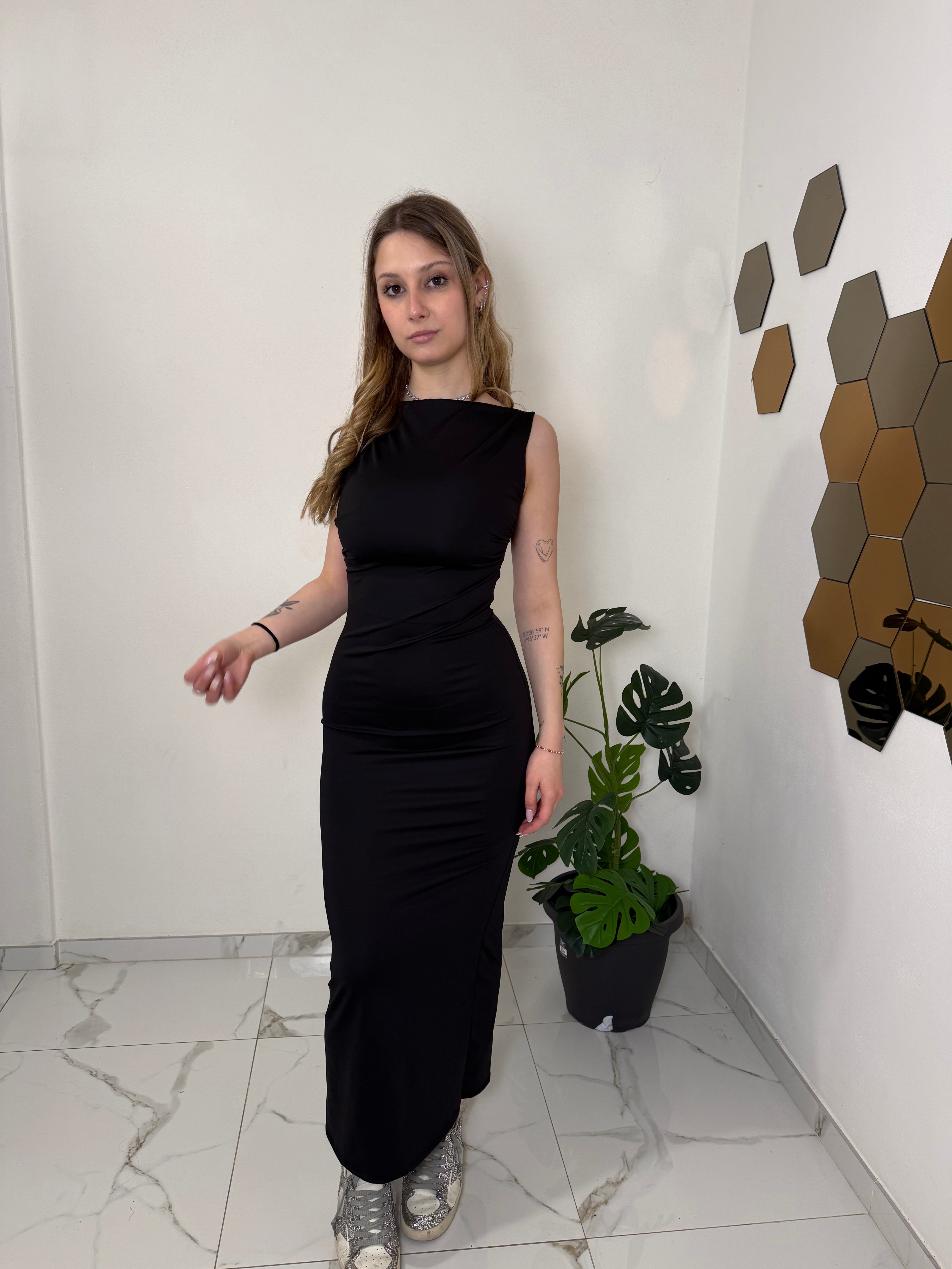 Abito Black Grace (nero, marrone o bianco)