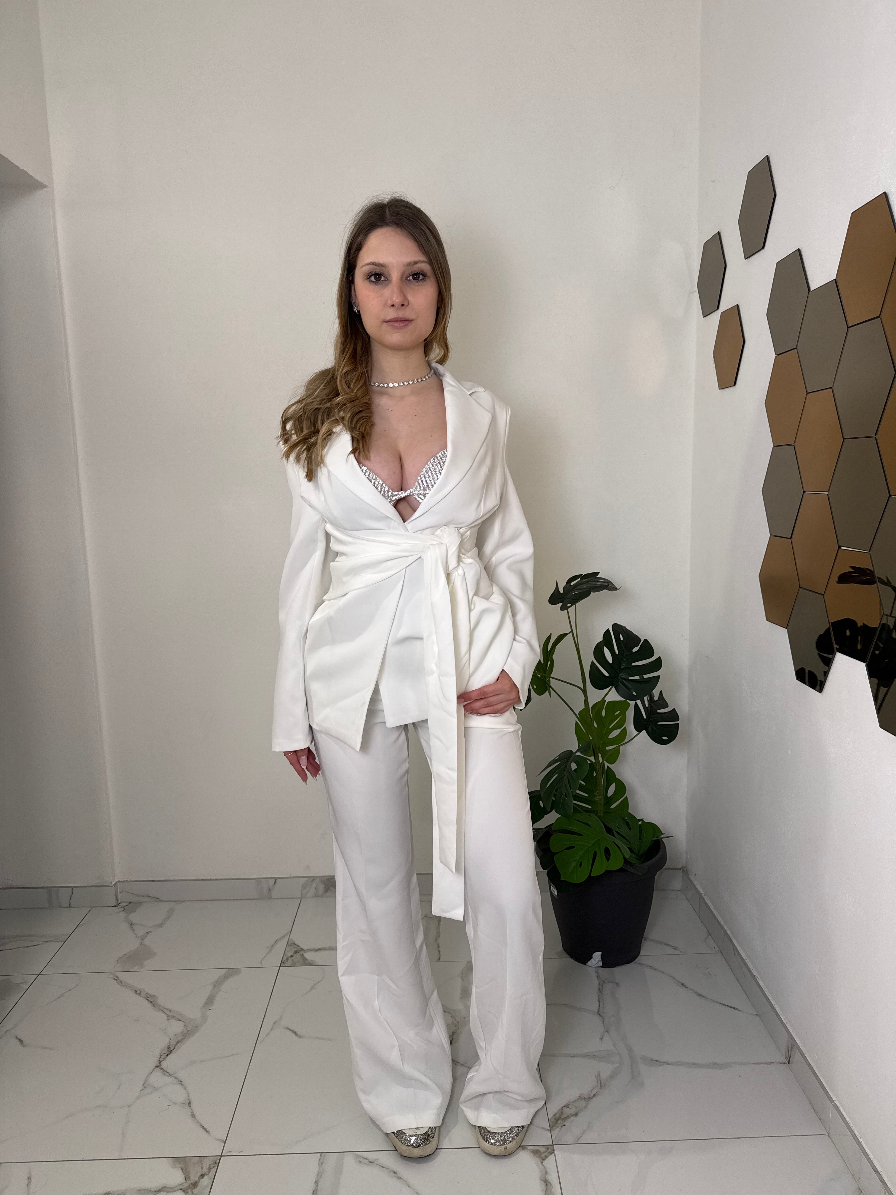 Tailleur Elegant (bianco o nero)