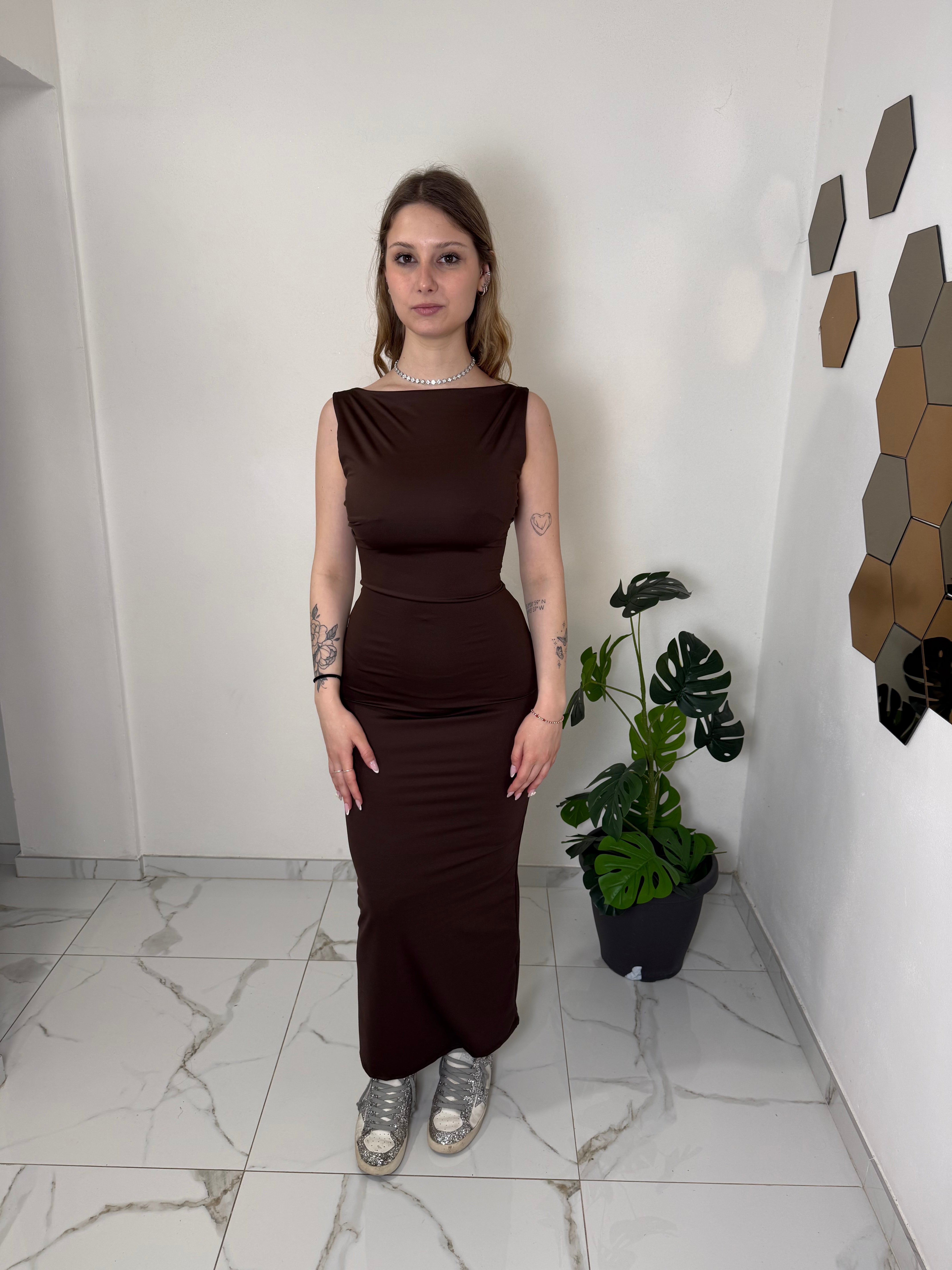 Abito Black Grace (nero, marrone o bianco)